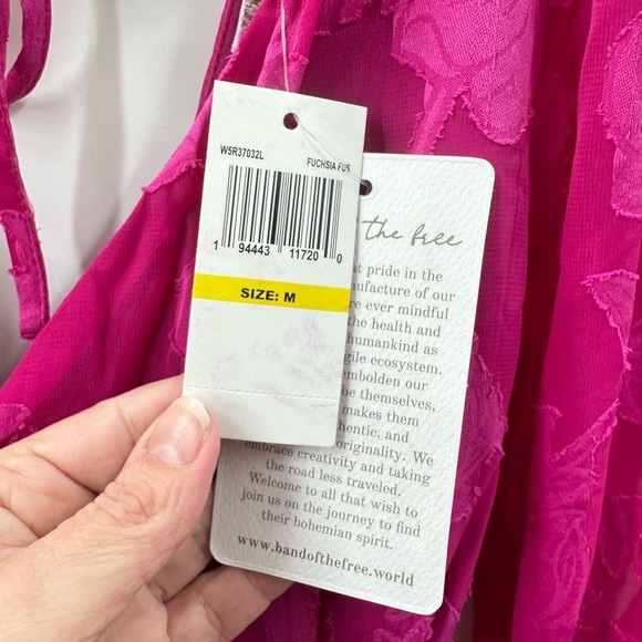 BAND OF THE FREE Kiss me fuchsia peplum ruffled textured party mini dress NWT M - Picture 8 of 16